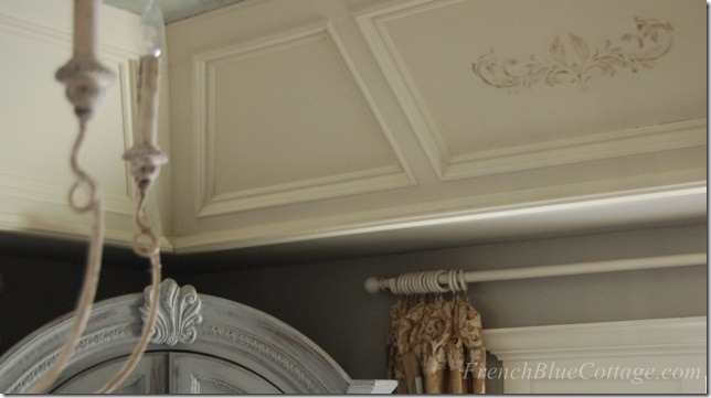 stenciled tray ceiling 1