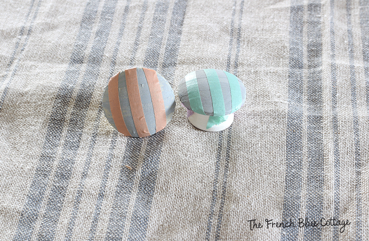 painting gingham pattern on dresser knobs