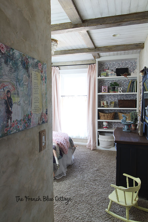 French country bedroom for a little girl: before and after.