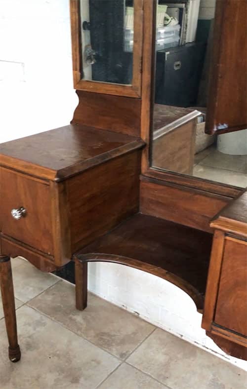 antique vanity before makeover