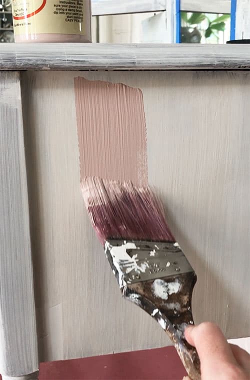 painting a dressing table pink